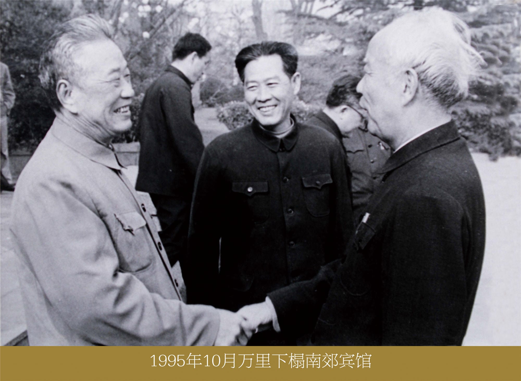 236761db0b0bf20e055fdbe03d06e5c3.jpg 16万里.jpg