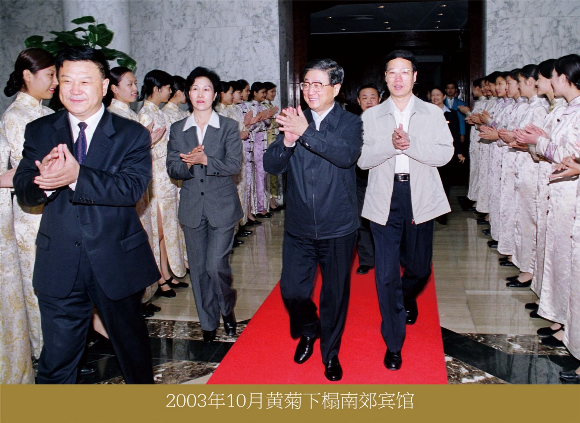 743865df465b757128b9ce68588846c7.jpg 27黄菊.jpg